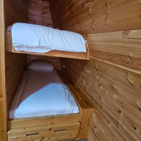 Appartement Peaks Of Prokletije à Gusinje Extérieur photo