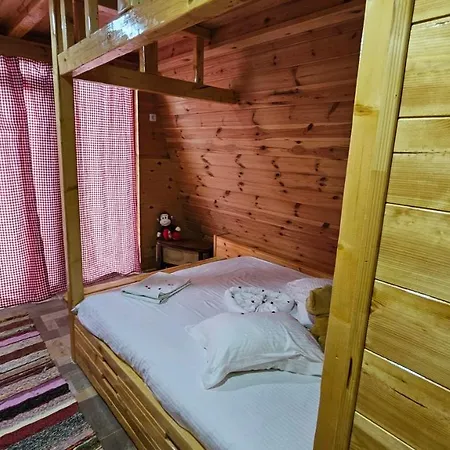 Appartement Peaks Of Prokletije à Gusinje Extérieur photo
