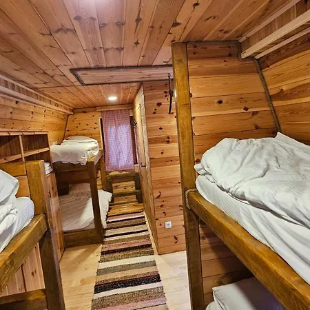 Appartement Peaks Of Prokletije à Gusinje Extérieur photo