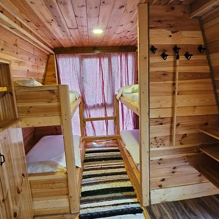 Appartement Peaks Of Prokletije à Gusinje Extérieur photo